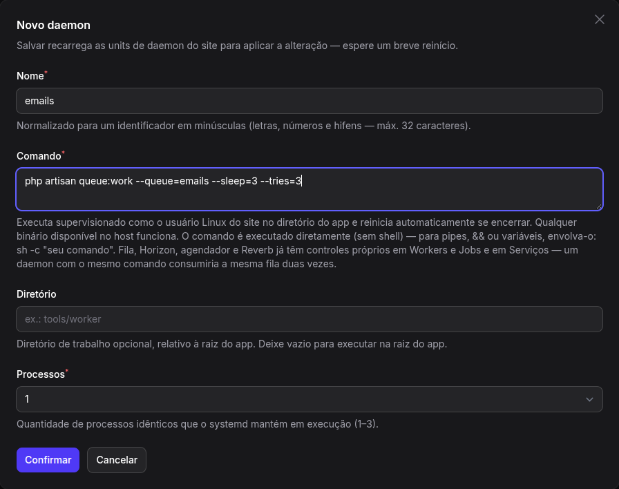 Modal Novo daemon, com modelo, nome, comando, diretório e processos